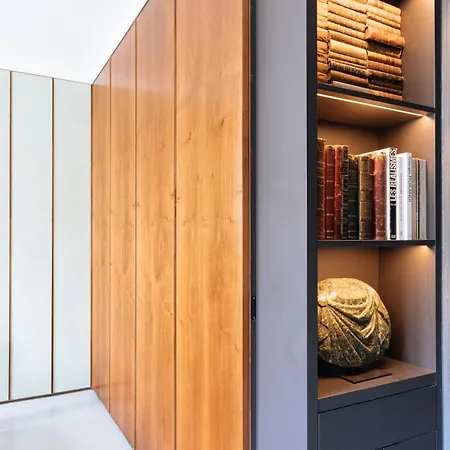 Bright & Modern With Great Sun Exposure * פריז
